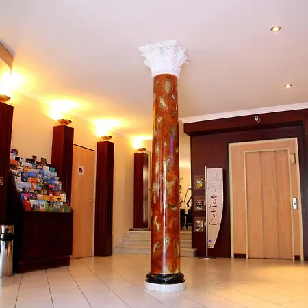 Hotel Riviera 3*